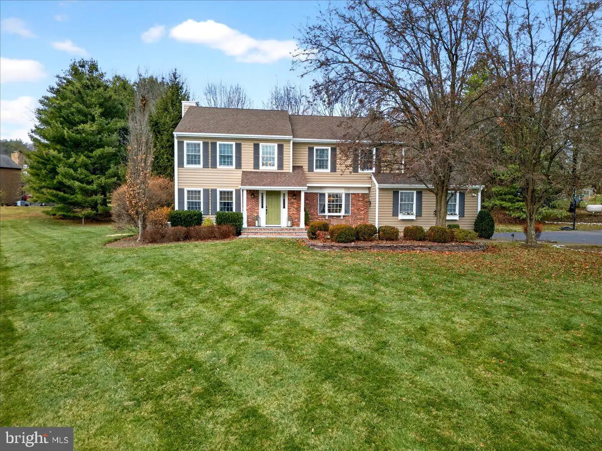 5 Spring Hollow Dr, Hopewell, NJ 08525 - Image #1