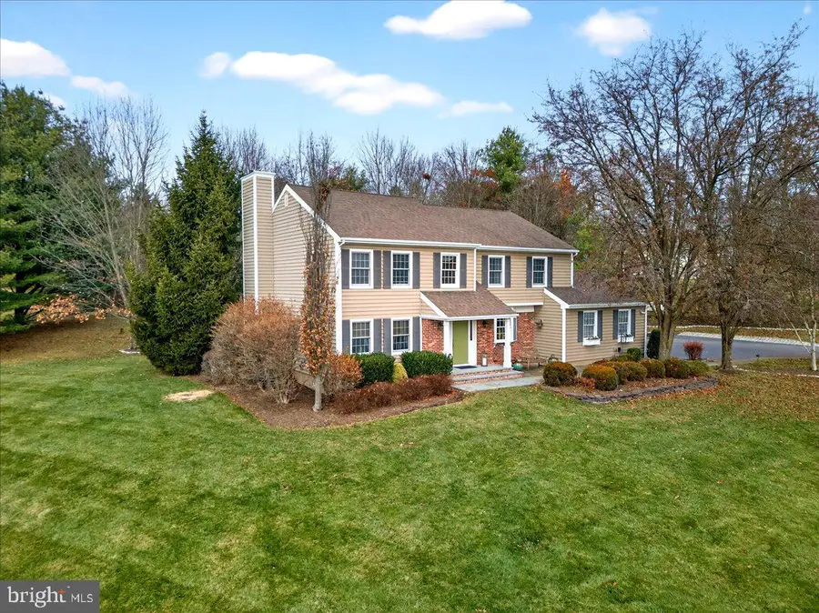 5 Spring Hollow Dr, Hopewell, NJ 08525 - Image #2