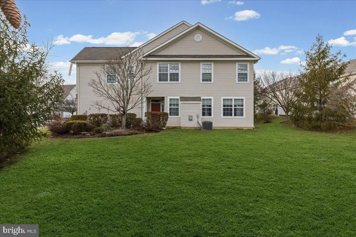 246 Brinley Dr, Pennington, NJ 08534 - Image #1