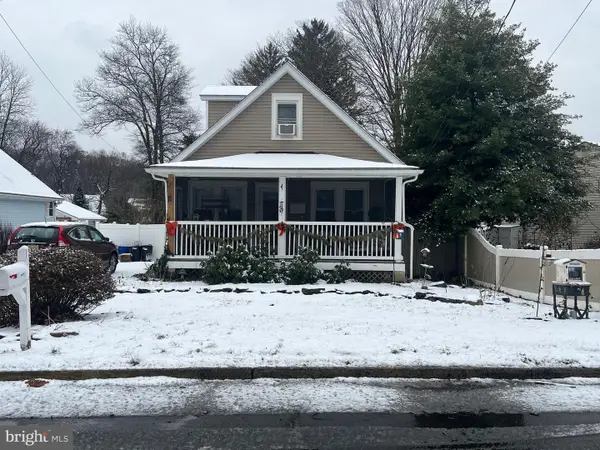 174 Crest Ave, HAMILTON, NJ 08690