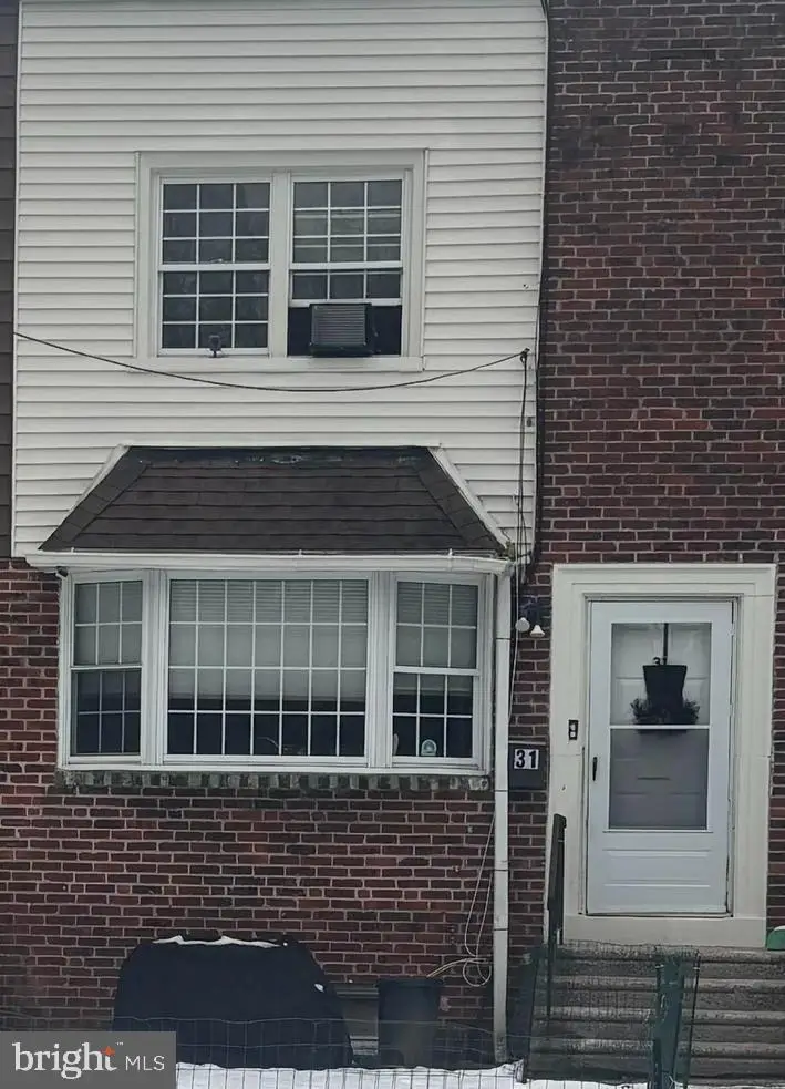 31 Bruce Park Dr, Trenton, NJ 08618 - Image #1