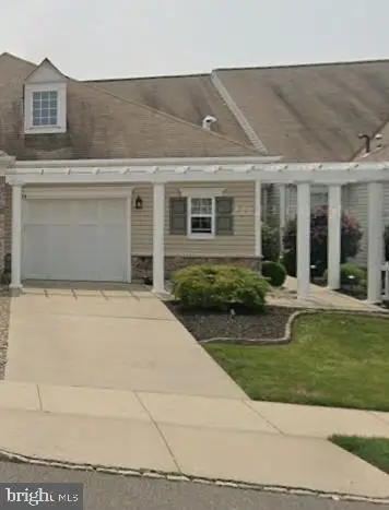 64 Sparrow Dr, Hamilton, NJ 08690 - Image #1