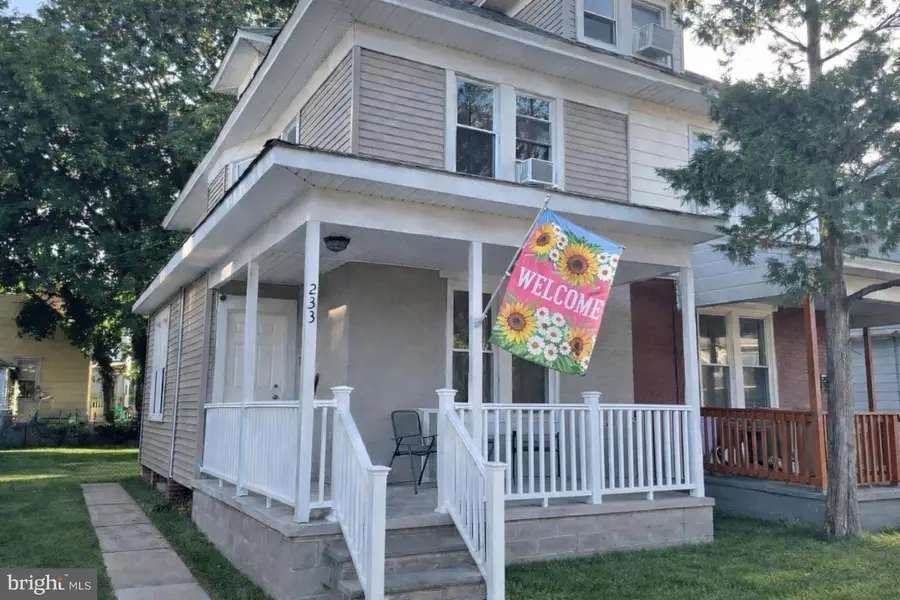 233 Park Ln, Hamilton, NJ 08609 - Image #2