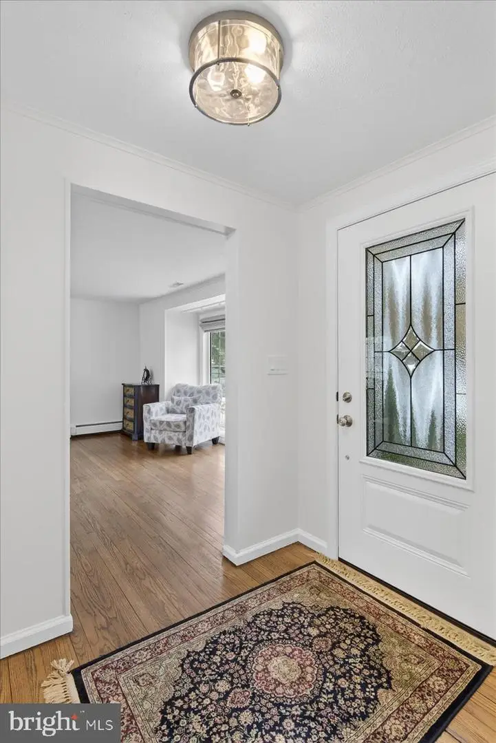 11 Baldwin St, Pennington, NJ 08534 - #3