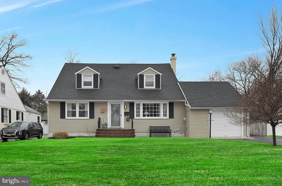 56 Ridgewood Ave, Ewing, NJ 08618 - #2