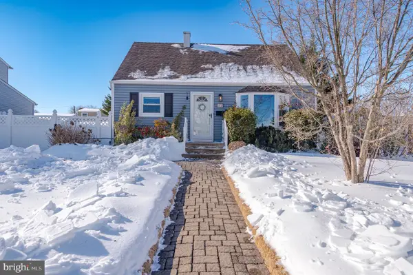 22 Gerard Rd, HAMILTON, NJ 08620