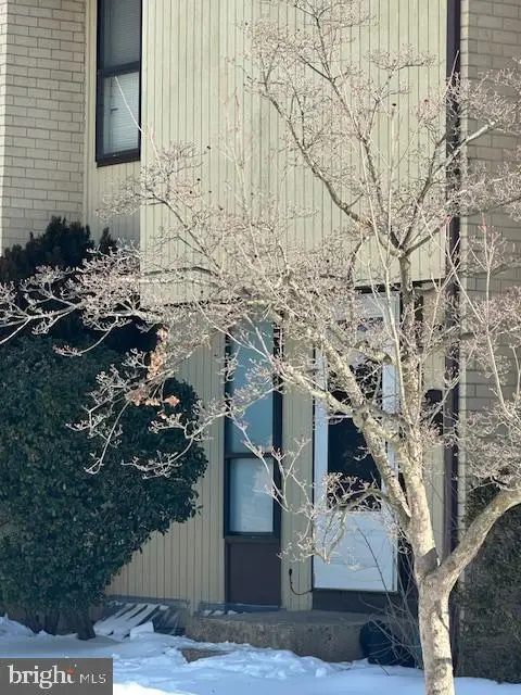 923 Jamestown Rd, East Windsor, NJ 08520 - Image #1