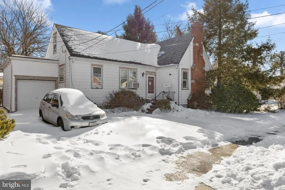 517 E Brown St, Hamilton, NJ 08610 - #1