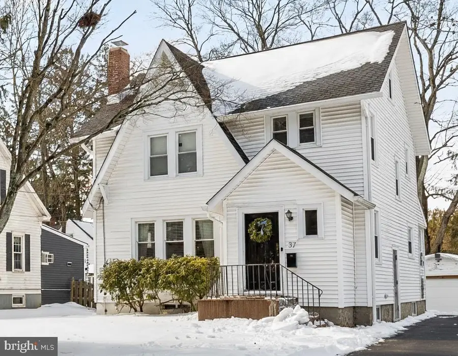 37 Van Duyn Dr, Ewing Township, NJ 08628 - Image #2