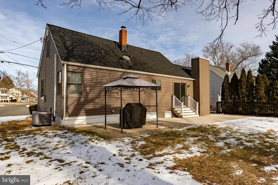 34 Kenwood Ter, Hamilton, NJ 08610 - #3