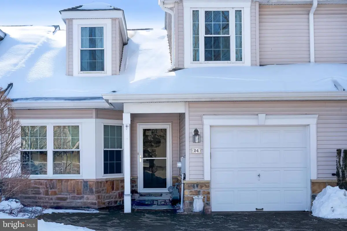 24 Pizzullo Rd, Hamilton, NJ 08690 - Image #1