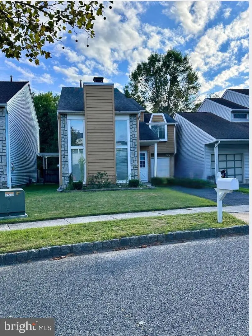 98 Winchester Dr, Hightstown, NJ 08520 - #1