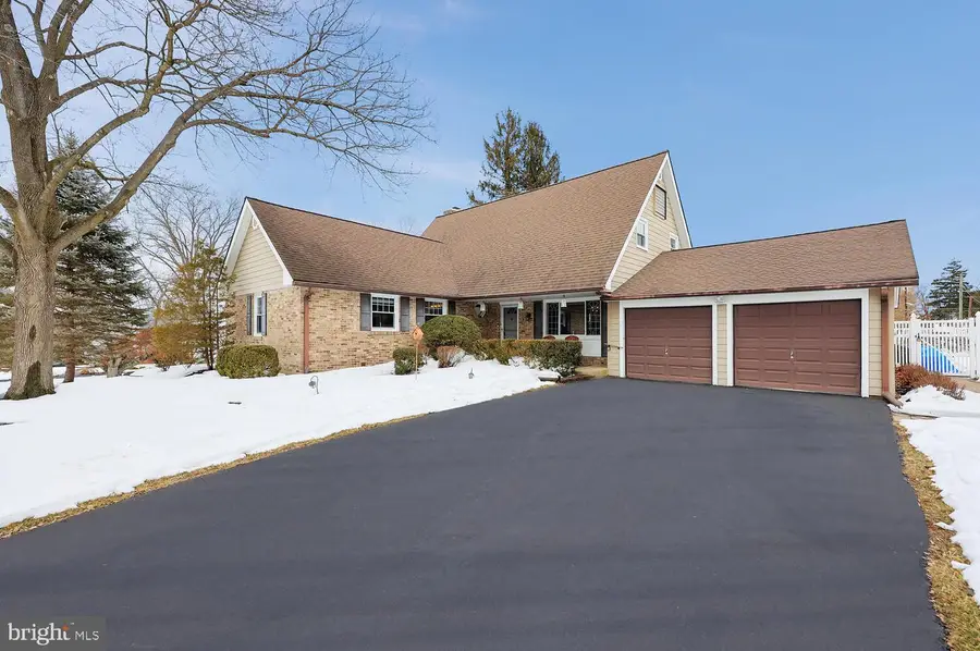 36 Lochatong Rd, Ewing, NJ 08628 - #2