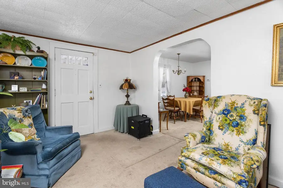 187 Berg, Hamilton, NJ 08610 - #3