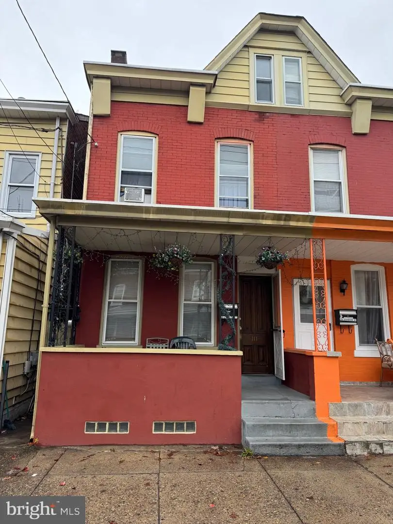 111 Division St, Trenton, NJ 08611 - #1