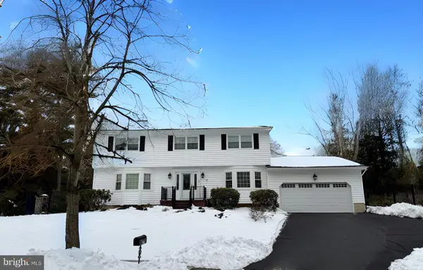 17 Yeger Rd, PRINCETON JUNCTION, NJ 08550