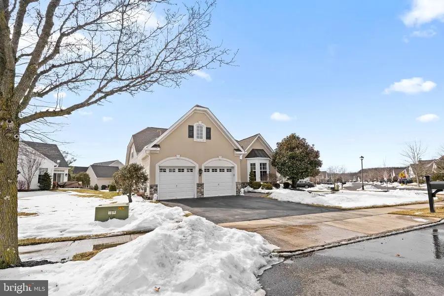 2 Monaco Dr, Hamilton, NJ 08691 - #3