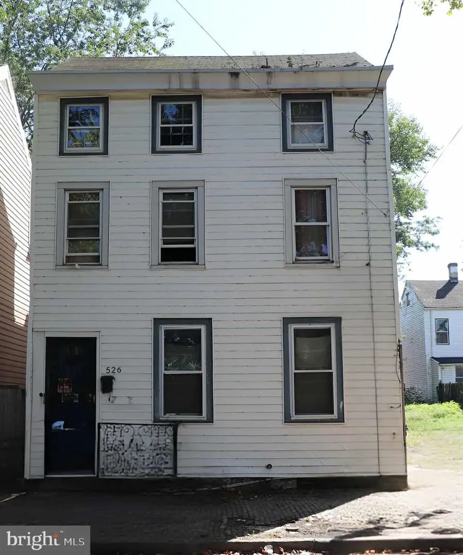 526 Lamberton St, Trenton, NJ 08611 - #1