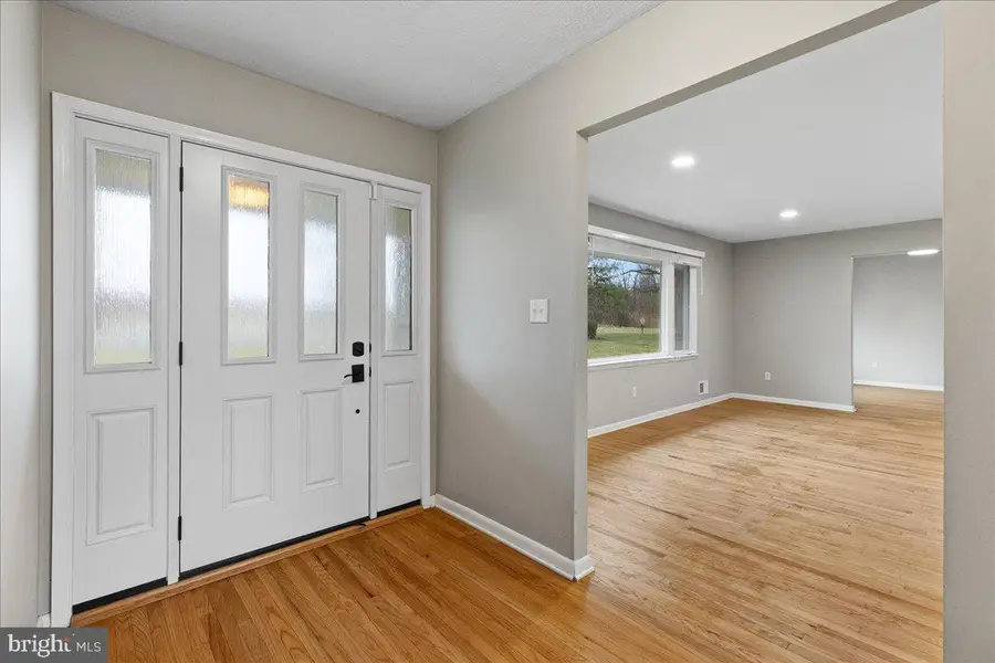 18 Westwood Dr, Ewing, NJ 08628 - #2