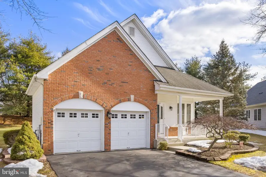 22 Hummingbird Dr, Hamilton, NJ 08690 - #3