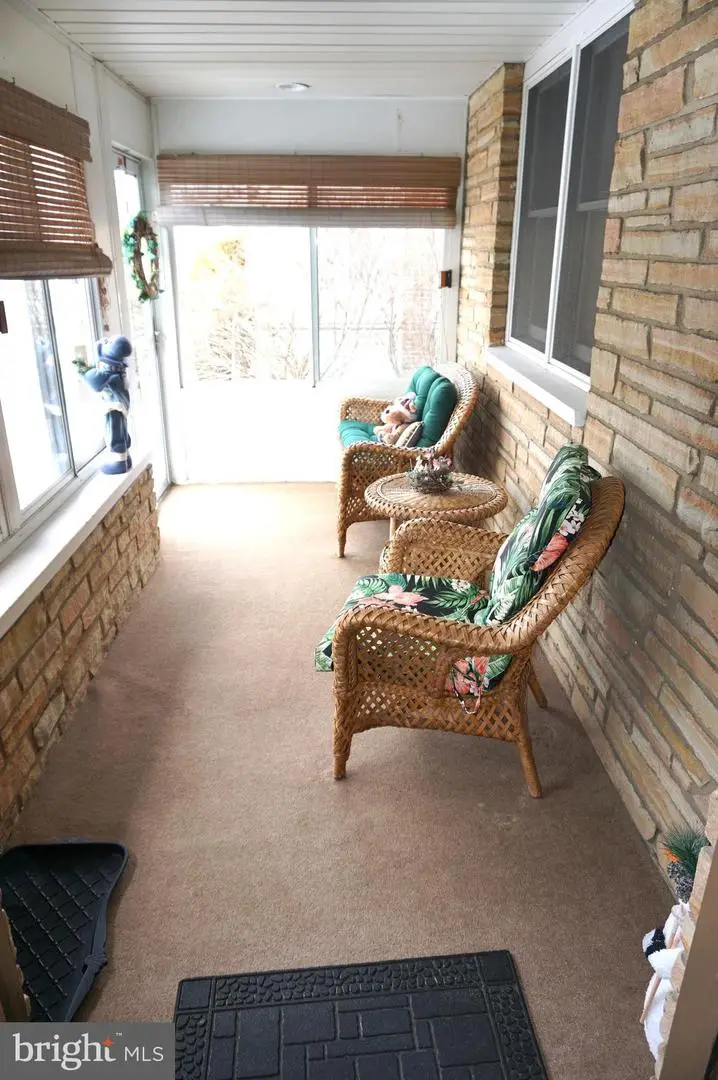 20 Coral Dr, Hamilton, NJ 08619 - #3