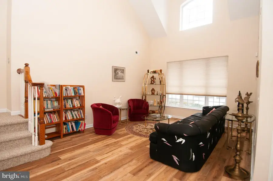 29 Copernicus Ct, Cranbury, NJ 08512 - #3