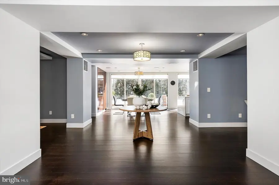 270 Wendover Dr, Princeton, NJ 08540 - #3