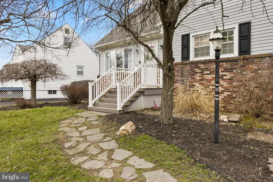 82 Armour Ave, Hamilton, NJ 08619 - #3