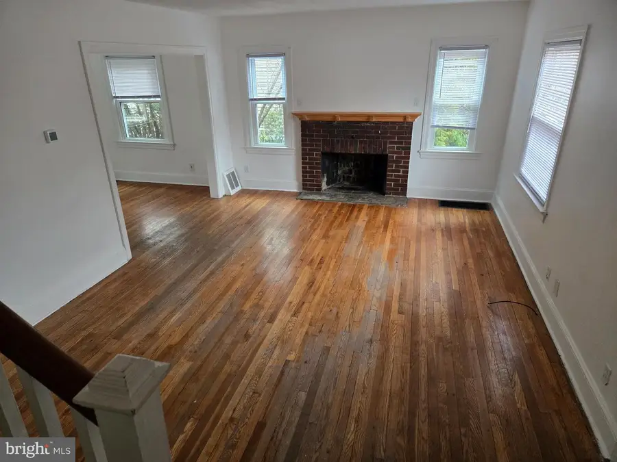 336 Miller Ave, Hamilton, NJ 08610 - #2