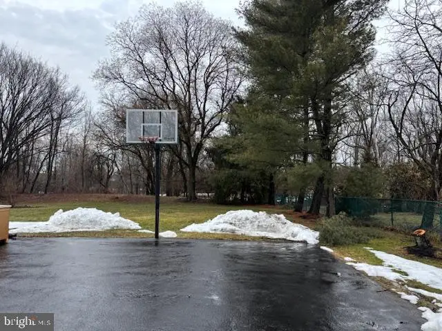 5 Banff Dr, Princeton Junction, NJ 08550 - #3