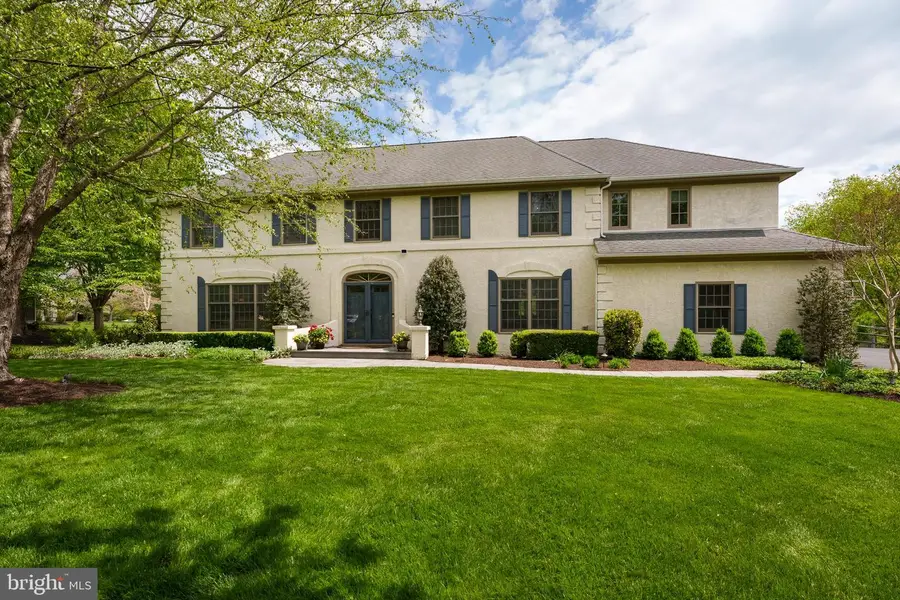 4 Chatsworth Ct, Lawrence, NJ 08648 - #3
