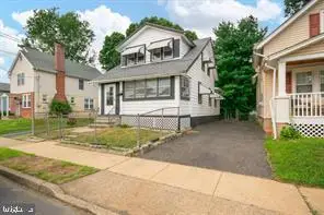 16 Clover Ave, Trenton, NJ 08638 - #1