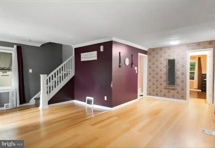 16 Clover Ave, Trenton, NJ 08638 - #3