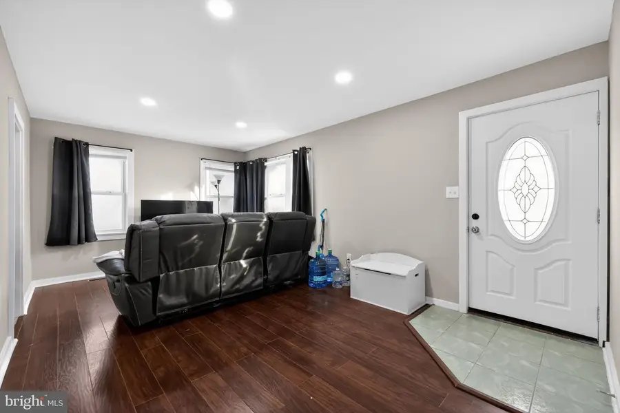 1262 S Olden Ave, Hamilton, NJ 08610 - #3