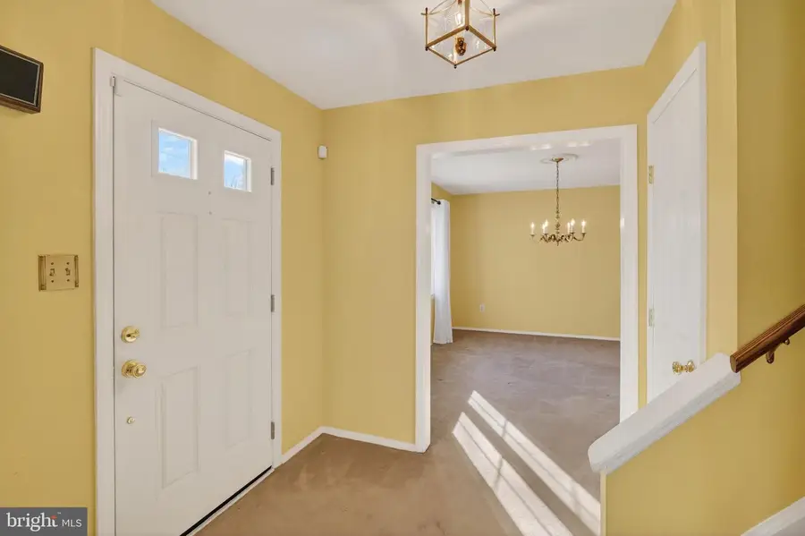 9 Rydal Dr, Lawrence, NJ 08648 - #3