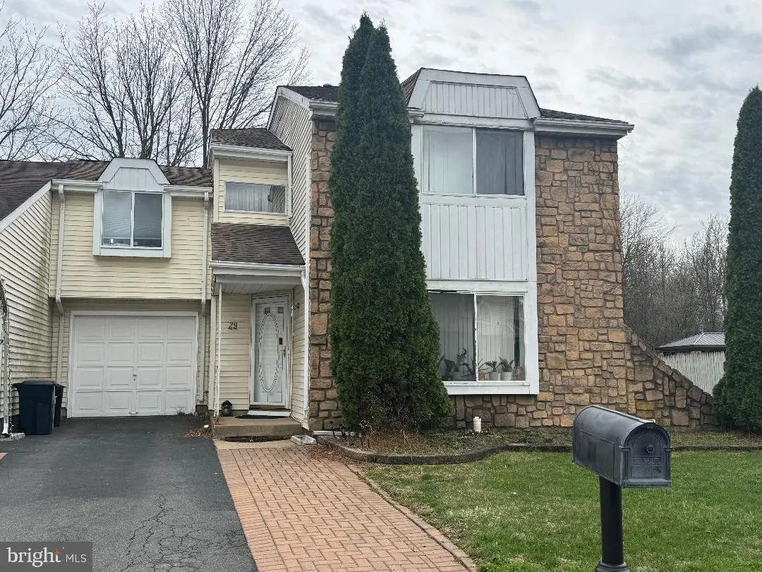 29 Allison Rd, East Windsor, NJ 08520 - #1