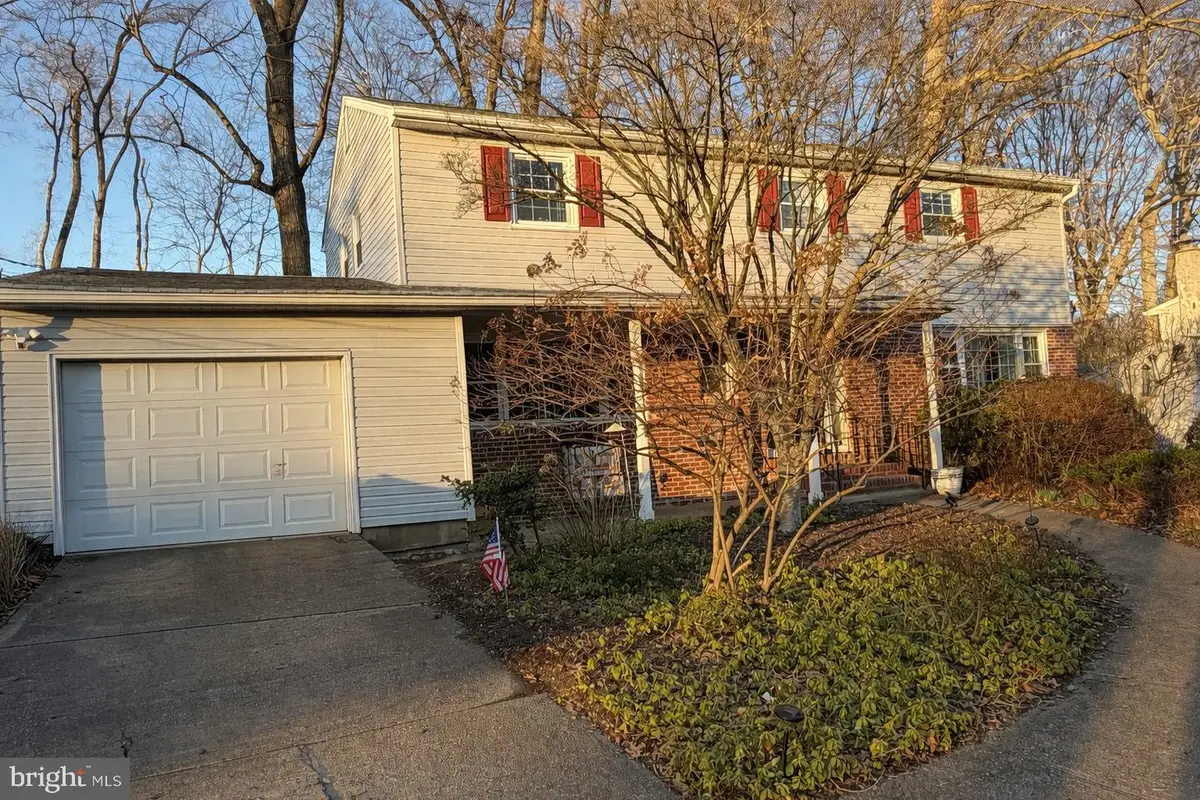 14 E Darrah Ln, Lawrenceville, NJ 08648 - #1