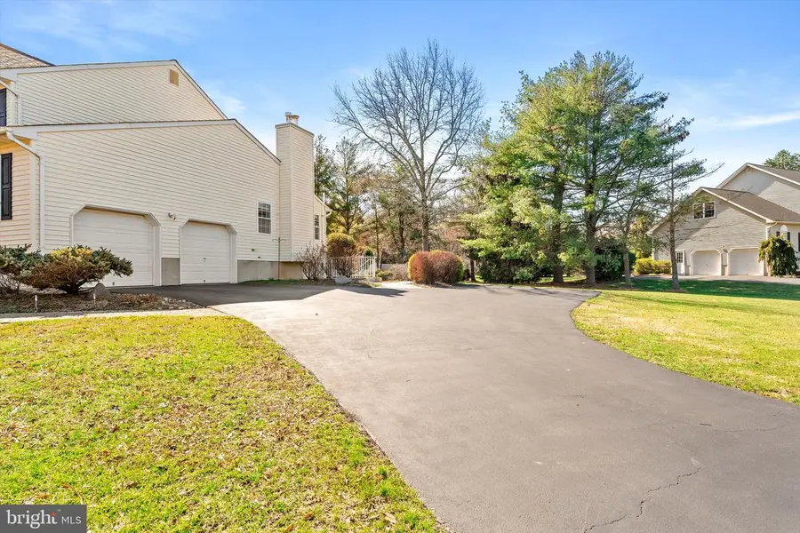 1 Sara Dr, Robbinsville, NJ 08691 - #3