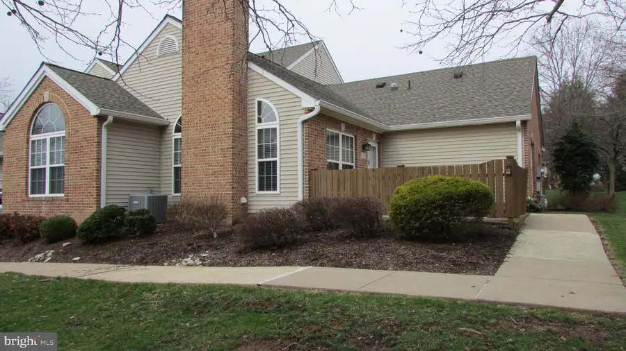 134 Woolsey Ct, Pennington, NJ 08534 - #2