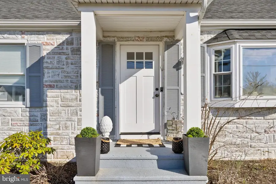 23 Brown Dr, Hamilton, NJ 08690 - #2