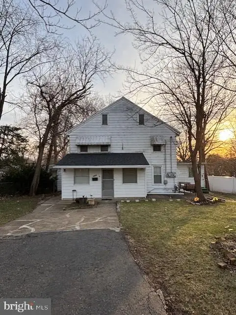 124 New Hillcrest Ave, EWING, NJ 08638