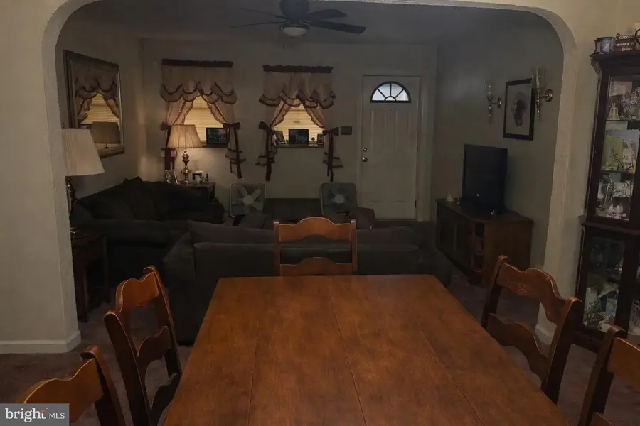 1553 Chambers St, Trenton, NJ 08610 - #3