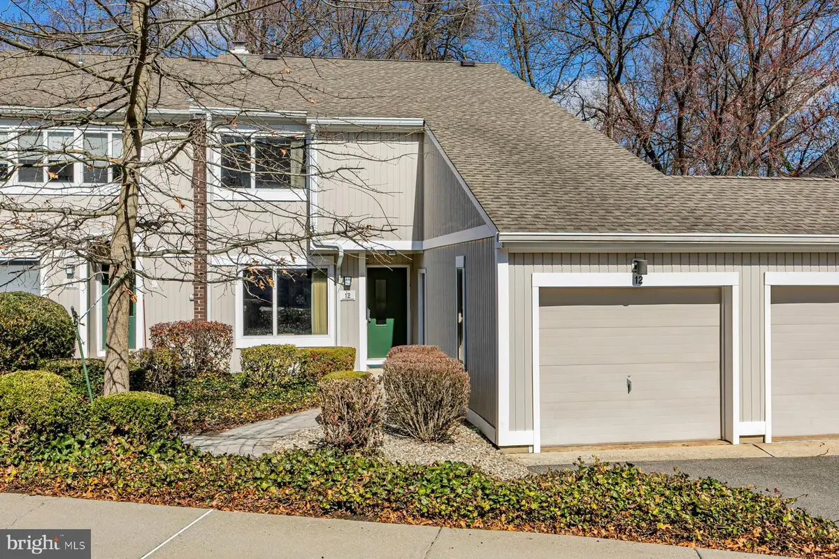 12 Cameron Ct, Princeton, NJ 08540 - #1