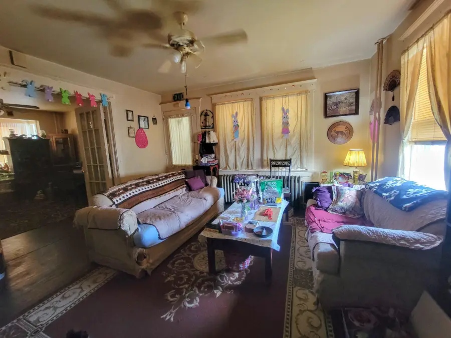 321 Parkway Ave, Trenton, NJ 08618 - #3