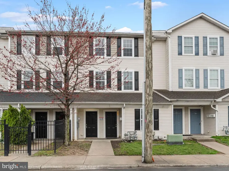 125 New Rose St, Trenton, NJ 08618 - #3