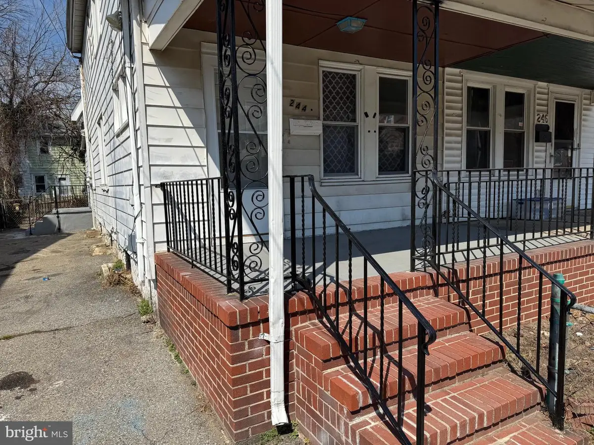 244 Euclid Ave, Trenton, NJ 08609 - #1