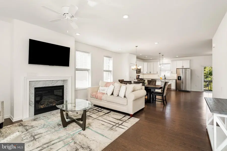 6 Misty Meadow Ln, Hamilton, NJ 08619 - #3