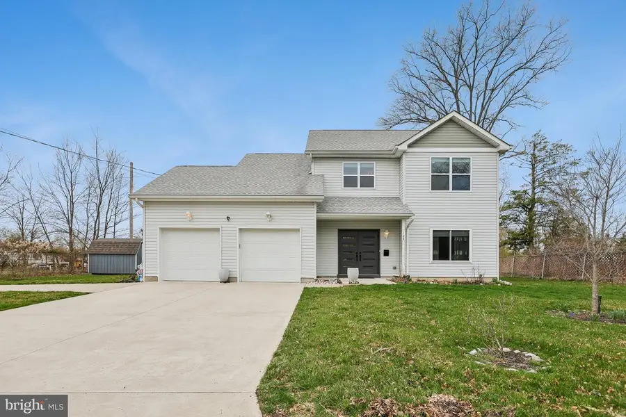 128 Maxwell Ave, Hightstown, NJ 08520 - #2