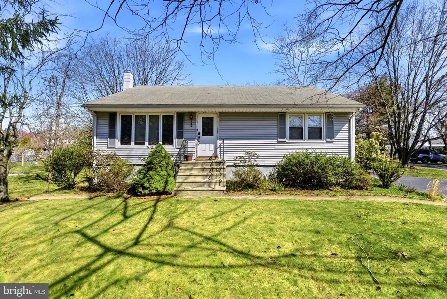 260 Dutch Neck Rd, East Windsor, NJ 08520 - #3