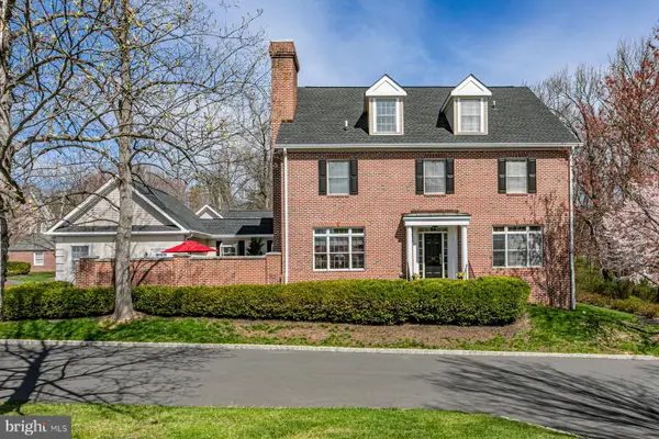 25 Governors Ln, PRINCETON, NJ 08540